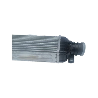 Intercooler in alluminio per BYD Tang di cui al n.O.O. ST-1301020